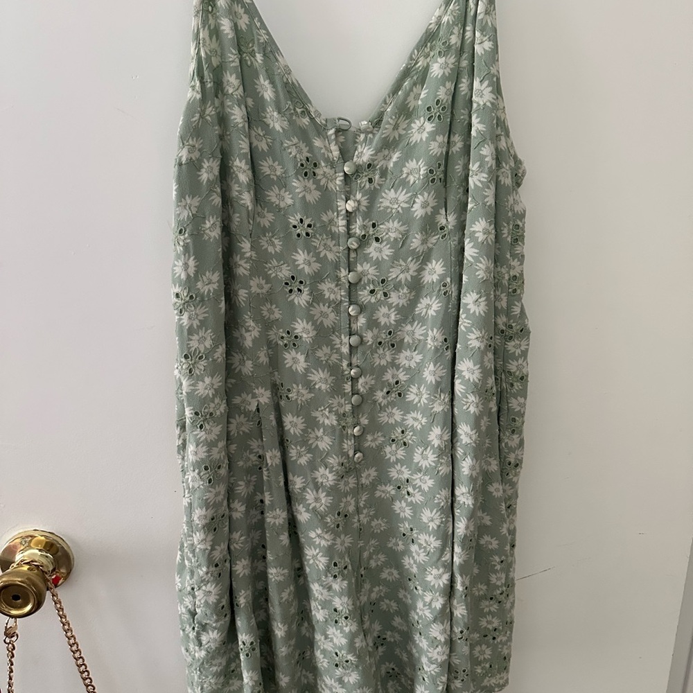 American Eagle Outfitters Green Floral Blouse